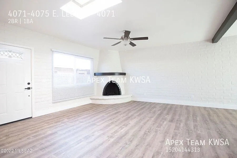 4071-4075 E Lee St #4071