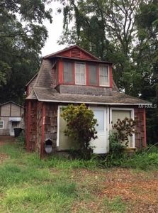 416 N Highland St, Mount Dora, FL, 32757