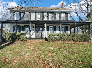 14 Campbell Ave, Airmont, NY 10901