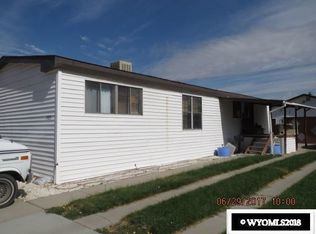 1923 Sage Ln, Worland, WY 82401
