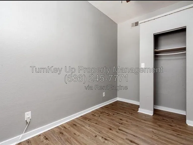 4005 S Grand Blvd — Photo 10