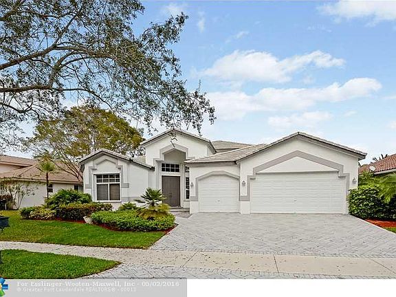 2nd image of 2894 Oakbrook Dr