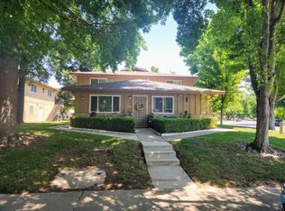 5100 Connecticut Dr APT 4, Sacramento, CA 95841