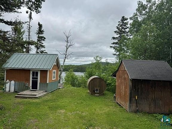 2nd image of 113 Winter Wren Rd