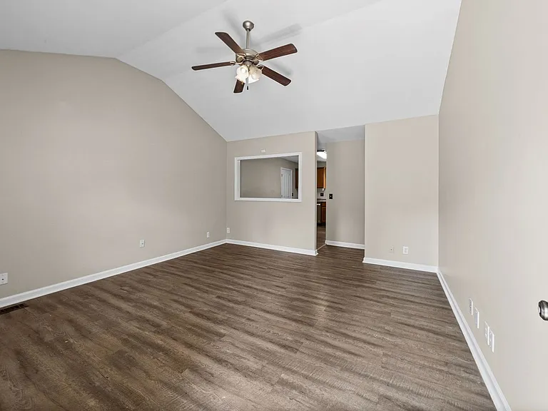 2664 Cider Dr — Photo 4