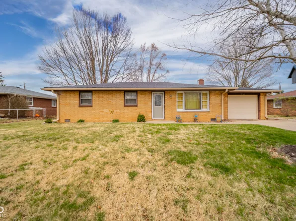 3502 River Park Dr, Anderson, IN 46012