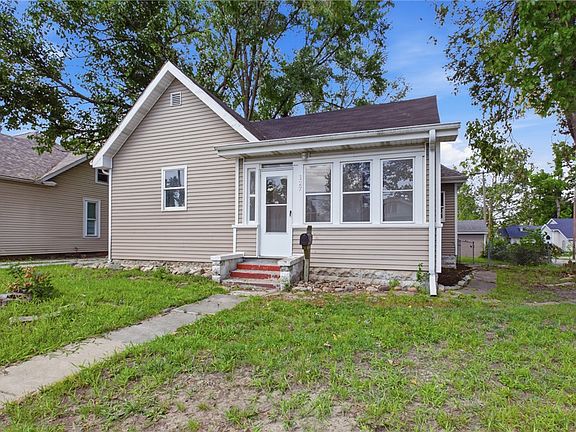 2nd image of 127 Polk Ave