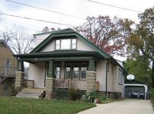 324 E Van Norman Ave, Milwaukee, WI 53207