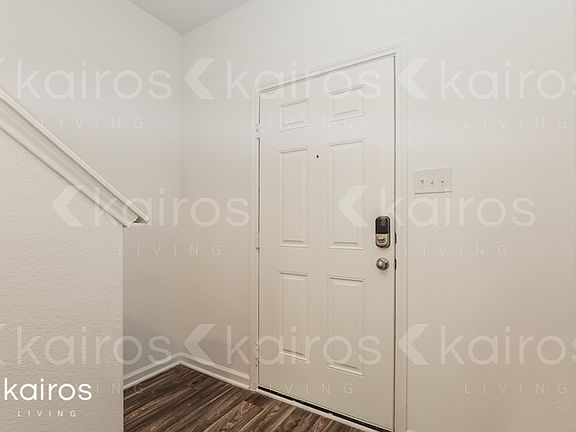 2nd image of 946 Shady Brook