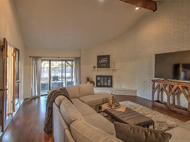 8917 S 70th East Ave — Photo 7