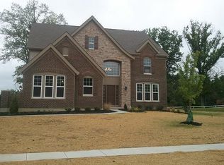 8349 Pine Run Dr, Anderson Township, OH 45255