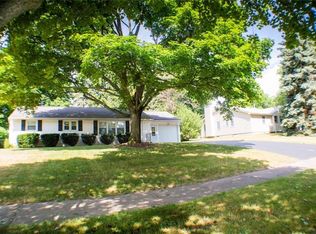 167 Picturesque Dr, Rochester, NY 14616