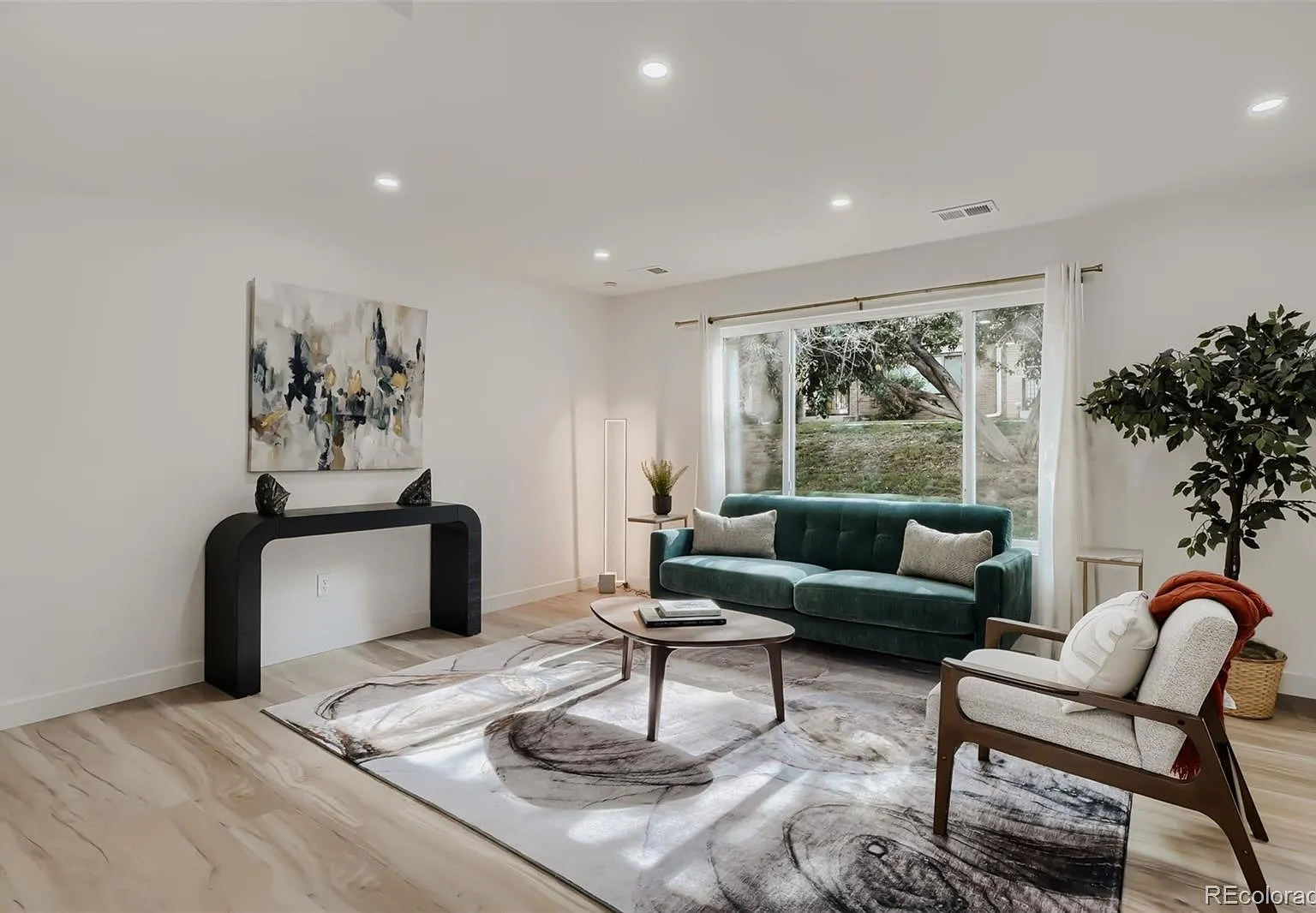 Cherry Creek Townhomes — Photo 4