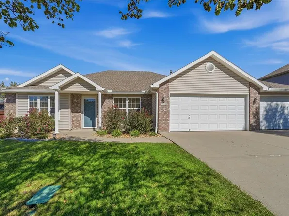 113 SE Sun Garden St, Blue Springs, MO 64064