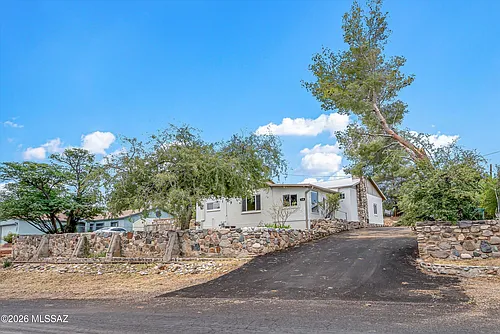 730 N Robles Rd Photo 1