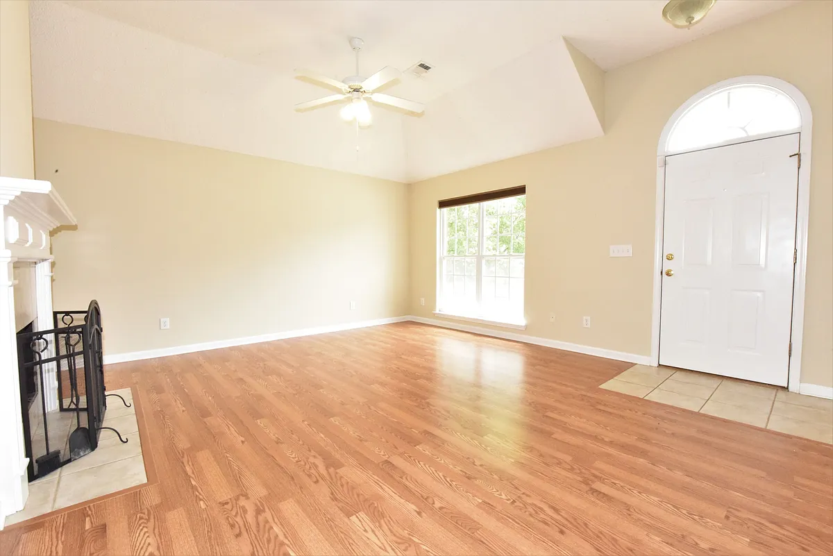 Building Photo - 1754 Post Oak Ct