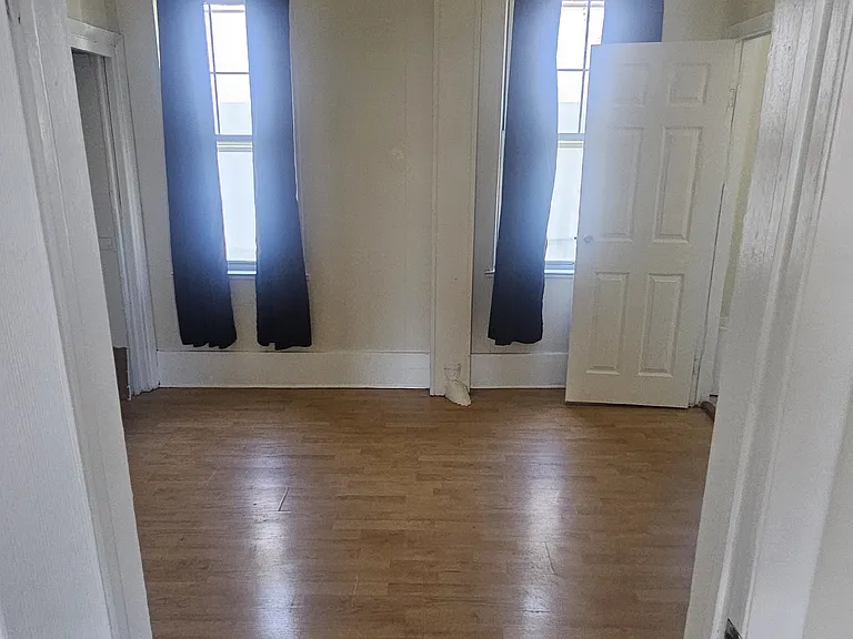 28 Terrace Ave #2F — Photo 13