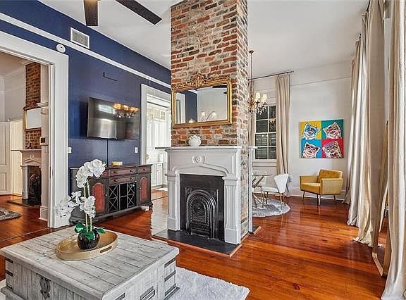 3rd image of 718 Ursulines Ave #A