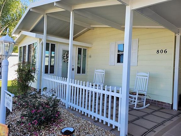 2nd image of 806 Hibiscus Dr