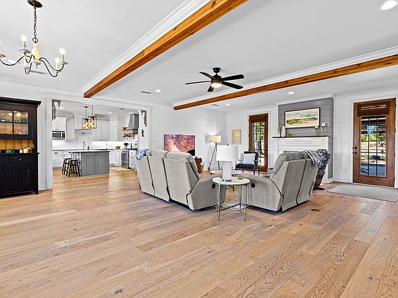5th image of 2379 Cherry Laurel Rd