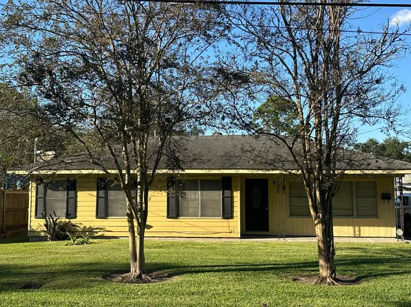 610 Avenue F, Port Allen, LA 70767