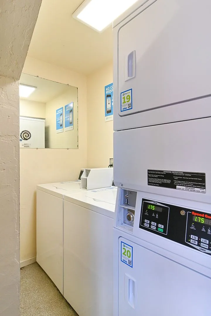 Hess Apartments — Photo 1