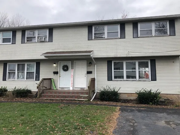 651 Sunflower Dr #1/2, Liverpool, NY 13088