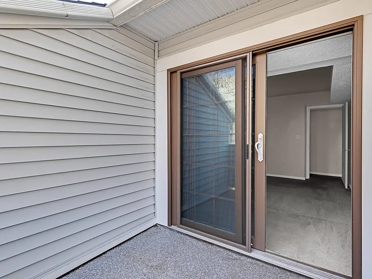 1639 Carriage House Ter #C — Photo 8