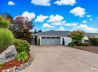 9829 Peacock Hill Ave, Gig Harbor, WA 98332