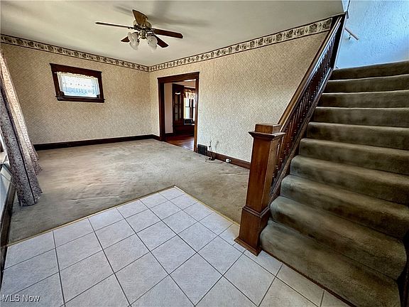 4th image of 3810 Biddulph Ave