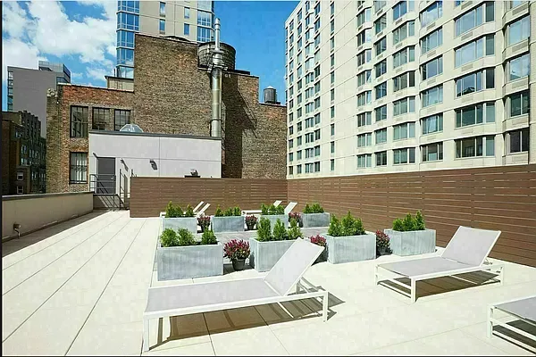 Rented by Douglas Elliman | media 17