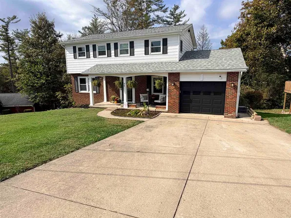 84 Nickel Plate Dr, Huntington, WV 25705