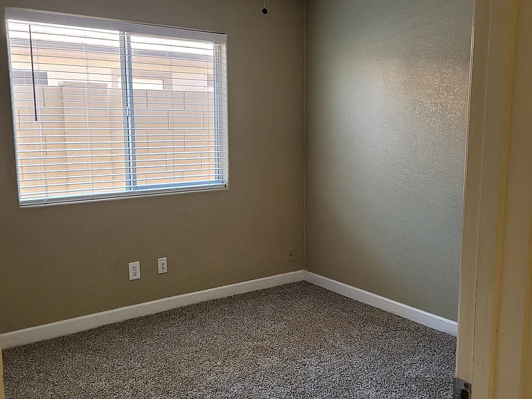 3950 E Campbell Ave — Photo 14