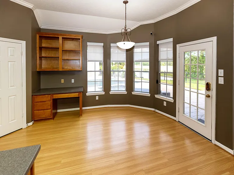 2435 Thorndon Park Ct — Photo 27