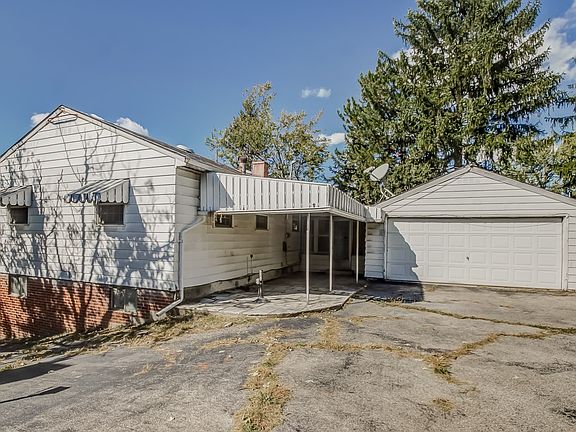 2nd image of 2808 Nacoma Pl