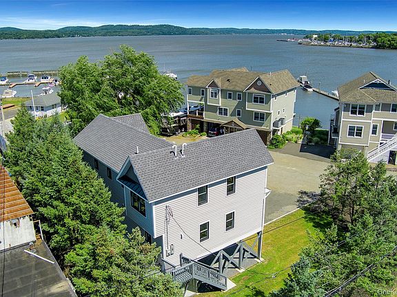 2nd image of 74 Beach Road