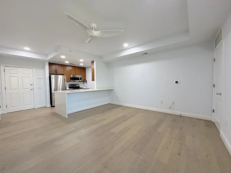 1111 Oronoco St #429 — Photo 18