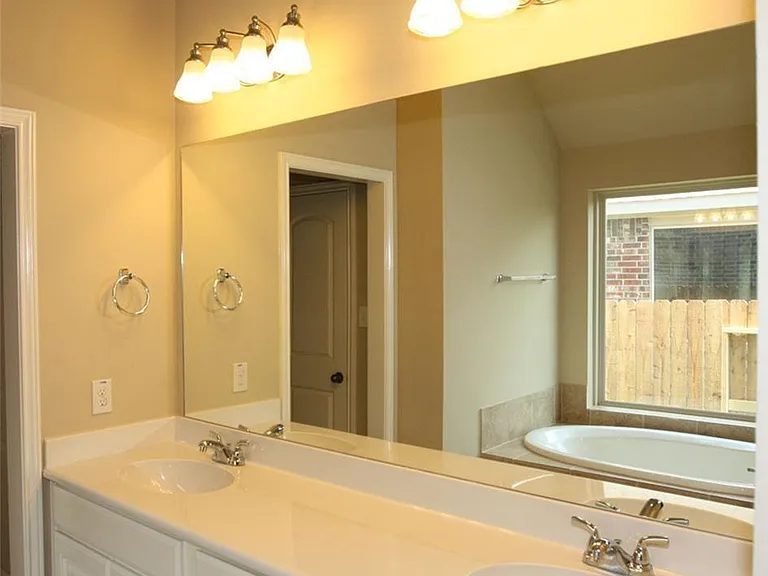 10318 Bellago Ln — Photo 9