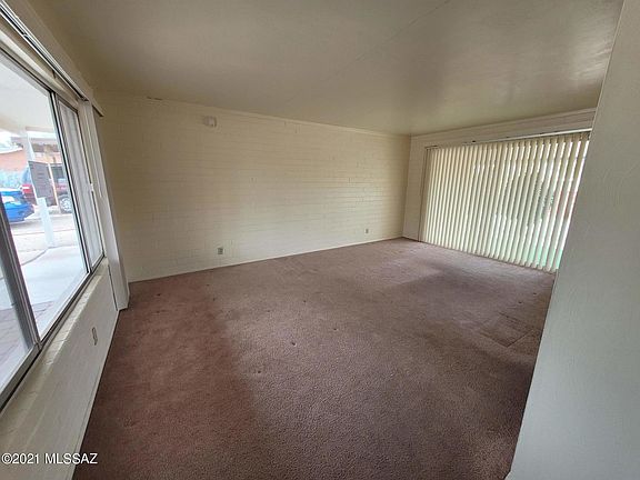 4th image of 8641 E 25th Pl