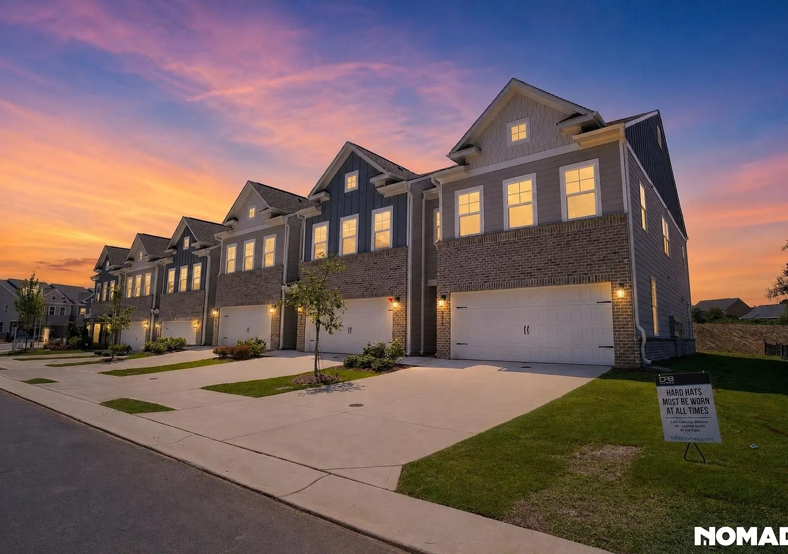 Spacious 3BR Townhome in Loganville — Photo 1