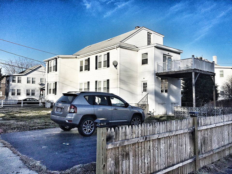 2nd image of 3 Goldsmith Ave