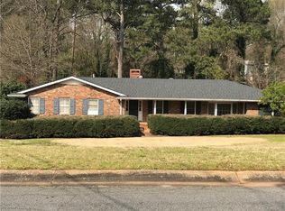 222 Spring Dr, Roswell, GA 30075