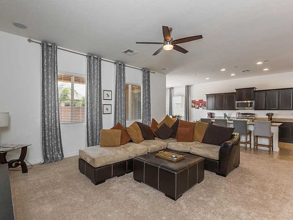 5th image of 1125 E Kingbird Dr