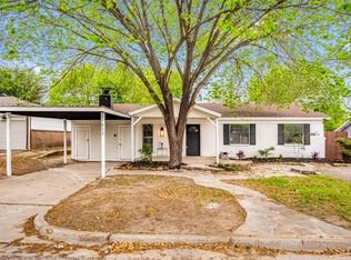 913 Ronald St, White Settlement, TX 76108