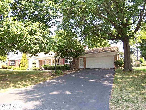 2nd image of 220 Fleetwood Dr