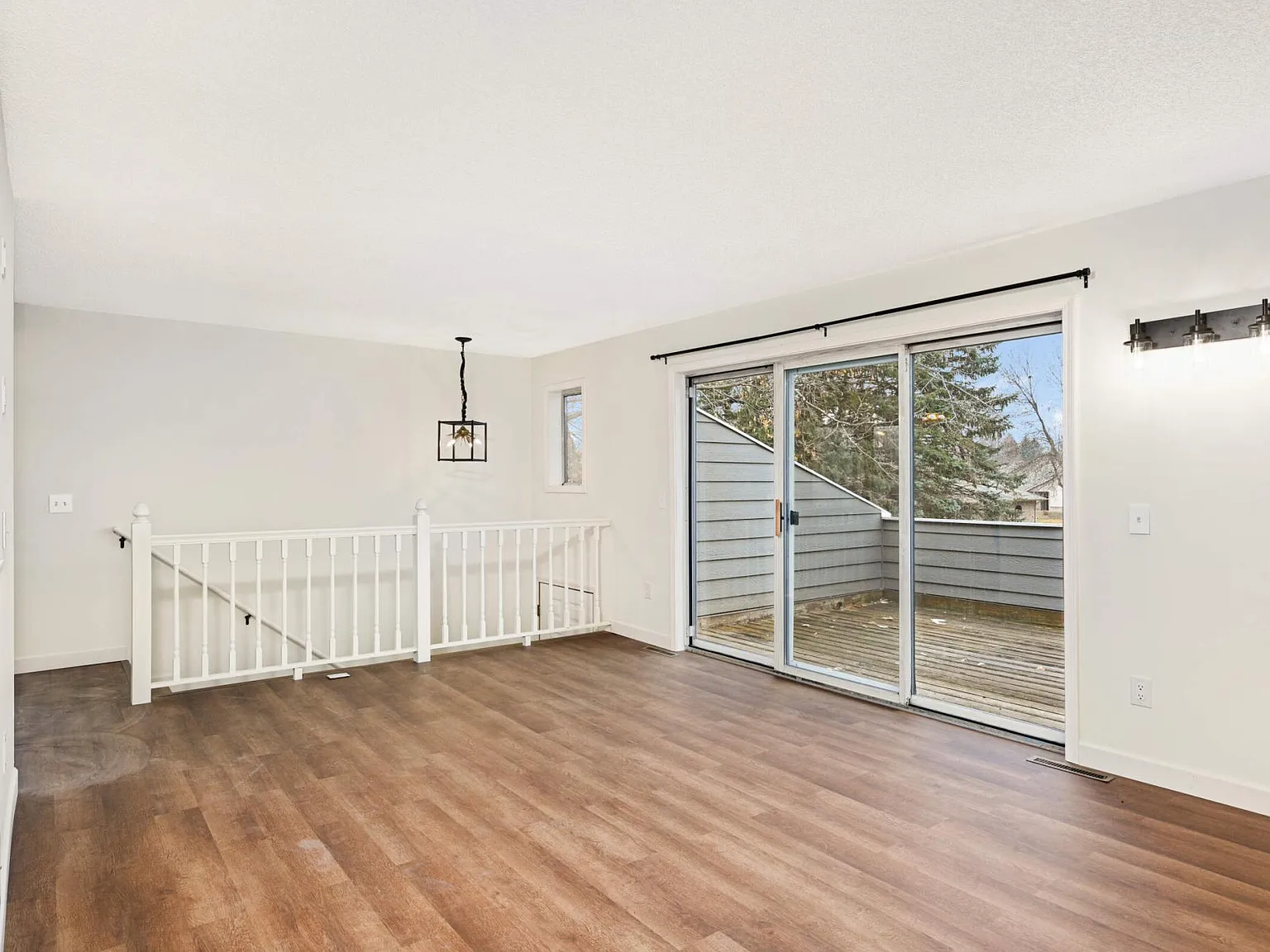 14286 Empire Ave — Photo 3