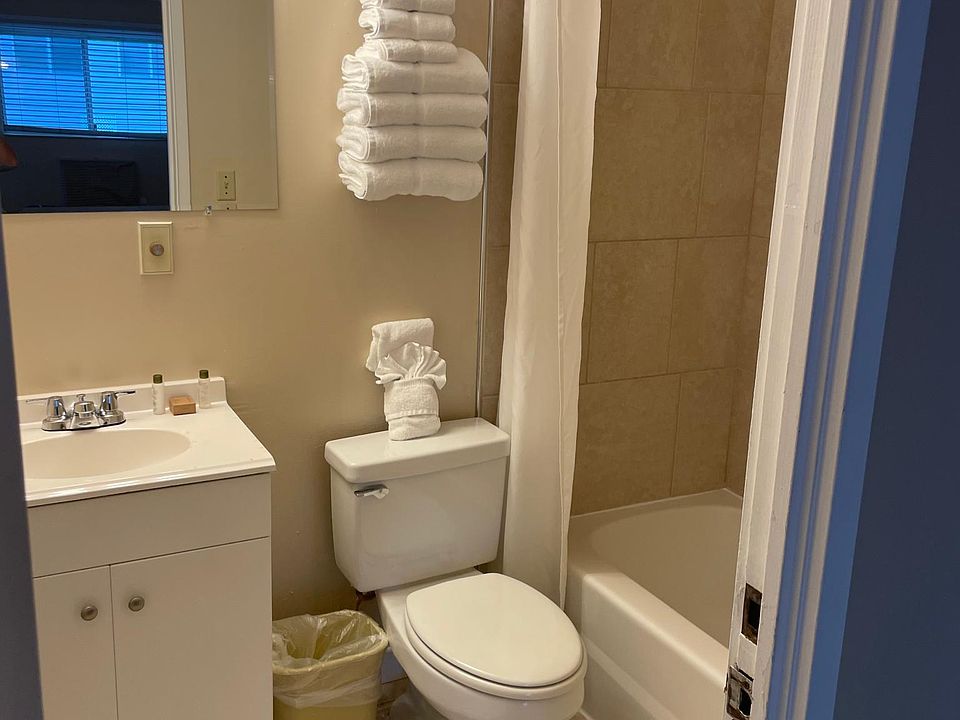 30 Milliken St 101, Old Orchard Beach, ME 04064 Zillow