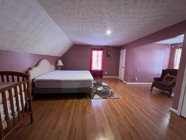 Shapiro Ct — Photo 1