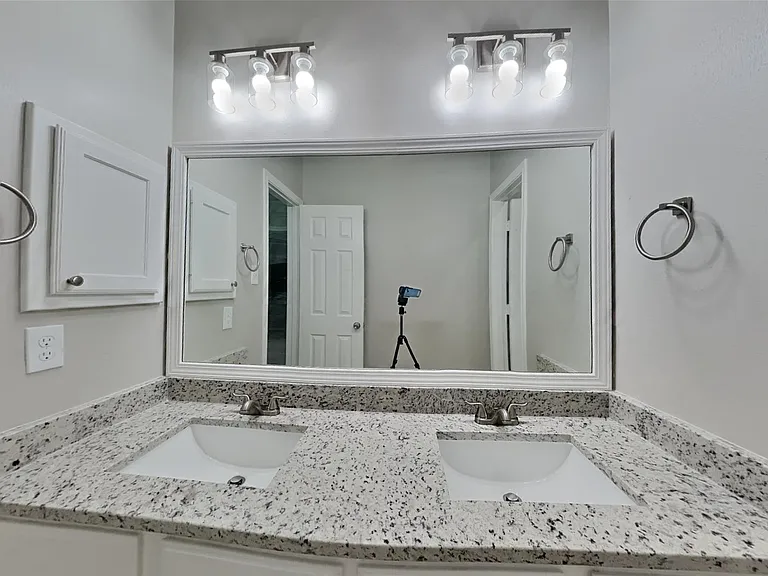 3922 Wildwood Valley Ct — Photo 14