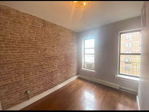 4th image of 125 Vermilyea Ave APT 4B